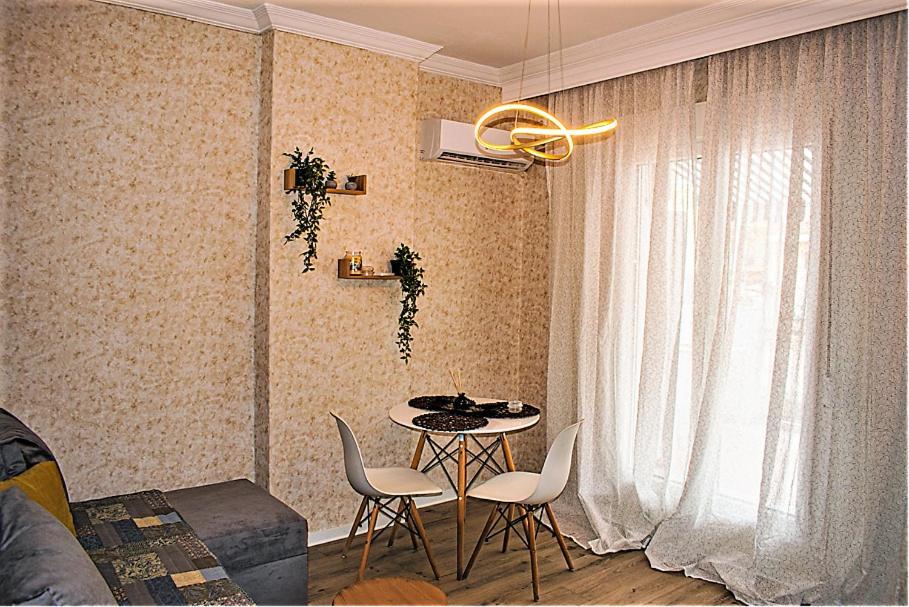 Kassandrou Hot Tub-jakuzzi - 2 Bedrooms - Big Balcony - Center Appartement Thessaloniki